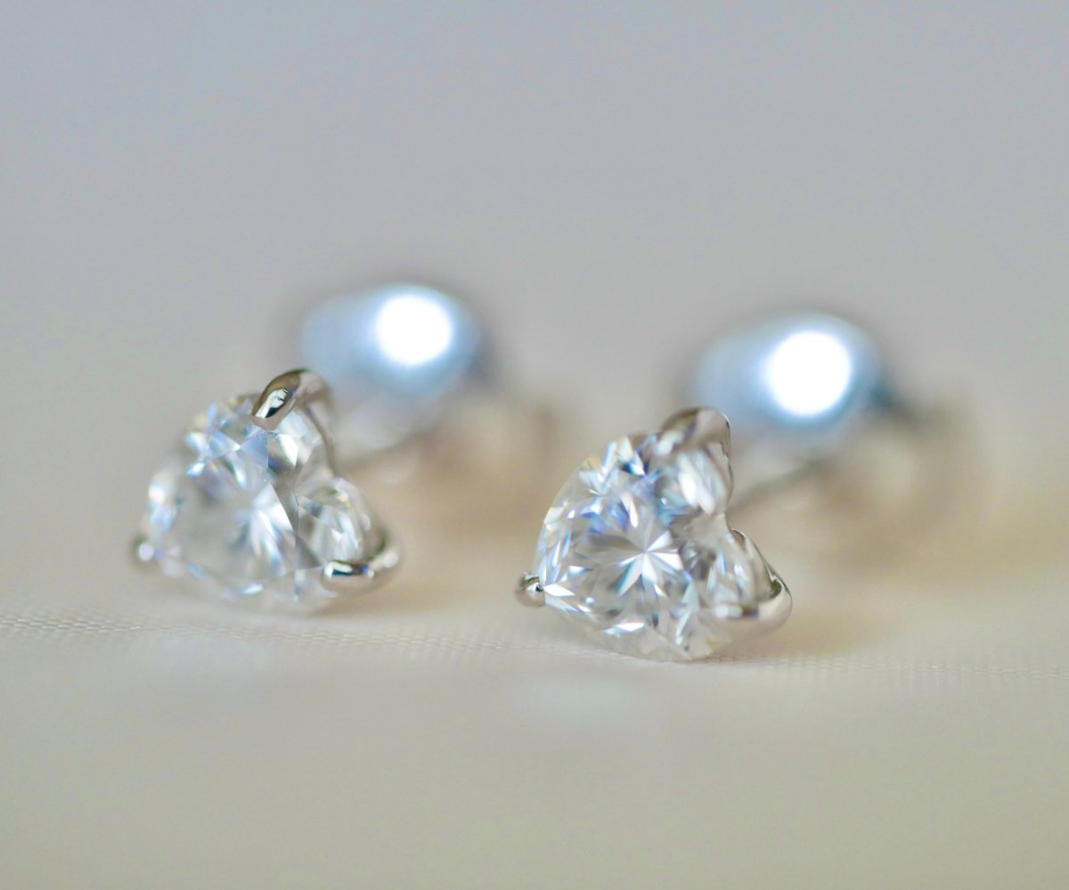 Pure ハートシェイプピアス 0.5ct | illu soleil