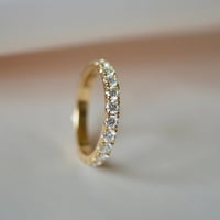 Brillia ラウンドカット フルエタニティリング 約1.5ct