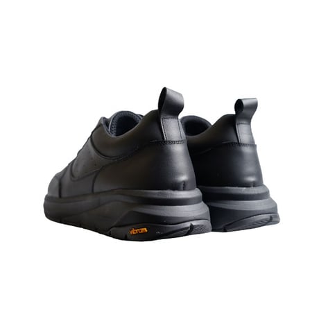 CS4901-01 / Black Smooth Leather