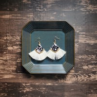 フリンジピアス【ホワイト】