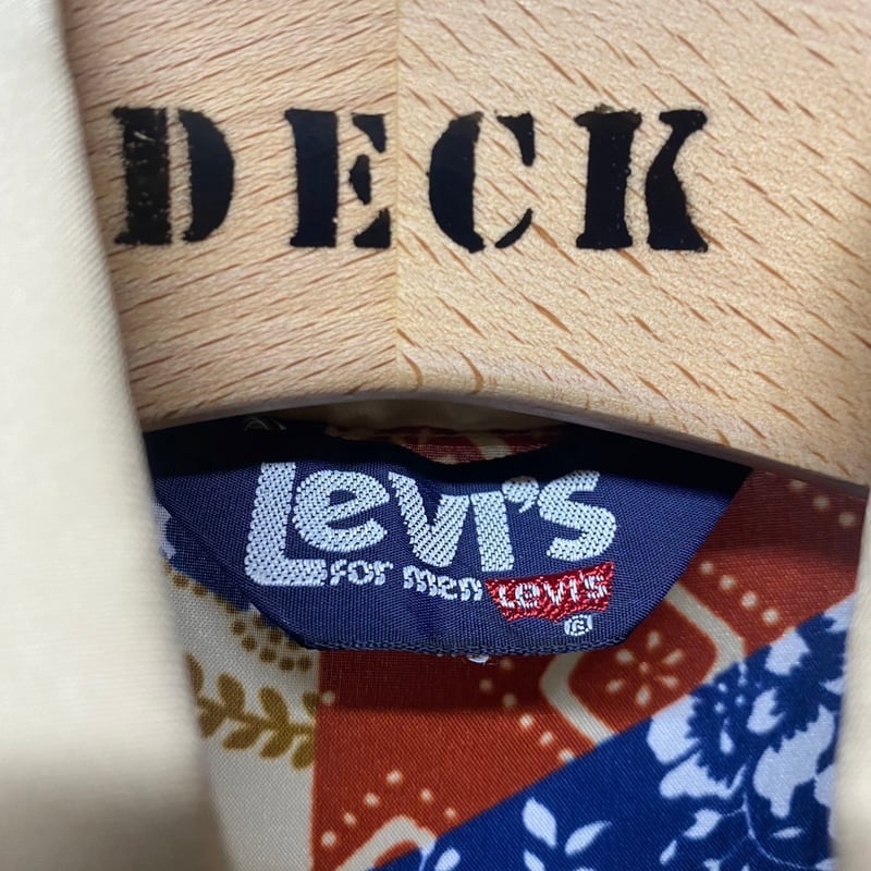 70s vintage リーバイス ネイティブ柄 三角タグ ポリエステルシャツ