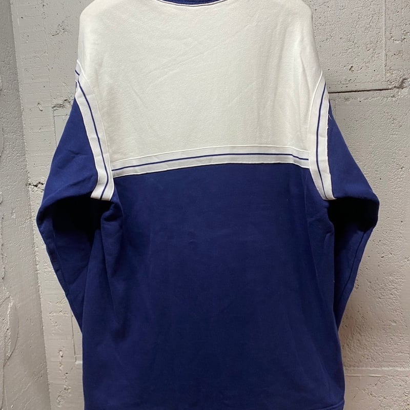 90's NIKE 銀タグ スウェット リバースウィーブ 前Ｖガゼット 90's NIKE 銀タグ スウェット リバースウィーブ 前Vガゼット