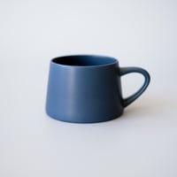 flat mug S コバルト / KANEAKI SAKAI POTTERY
