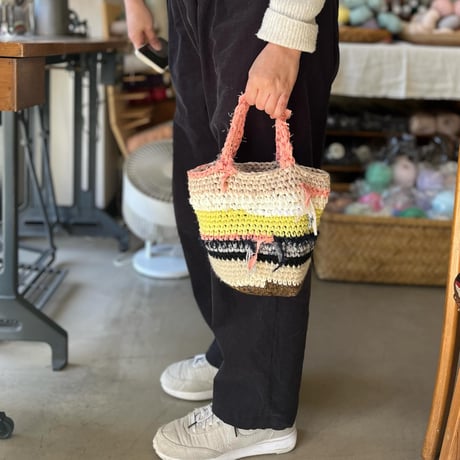 【バンドメイド】クロッシェバック　裂き編みバック　ダニエラグレジス　好きの方に バンドメイド】クロッシェバック 裂き編みバック ダニエラグレ
