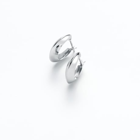 No.89　PTピアス