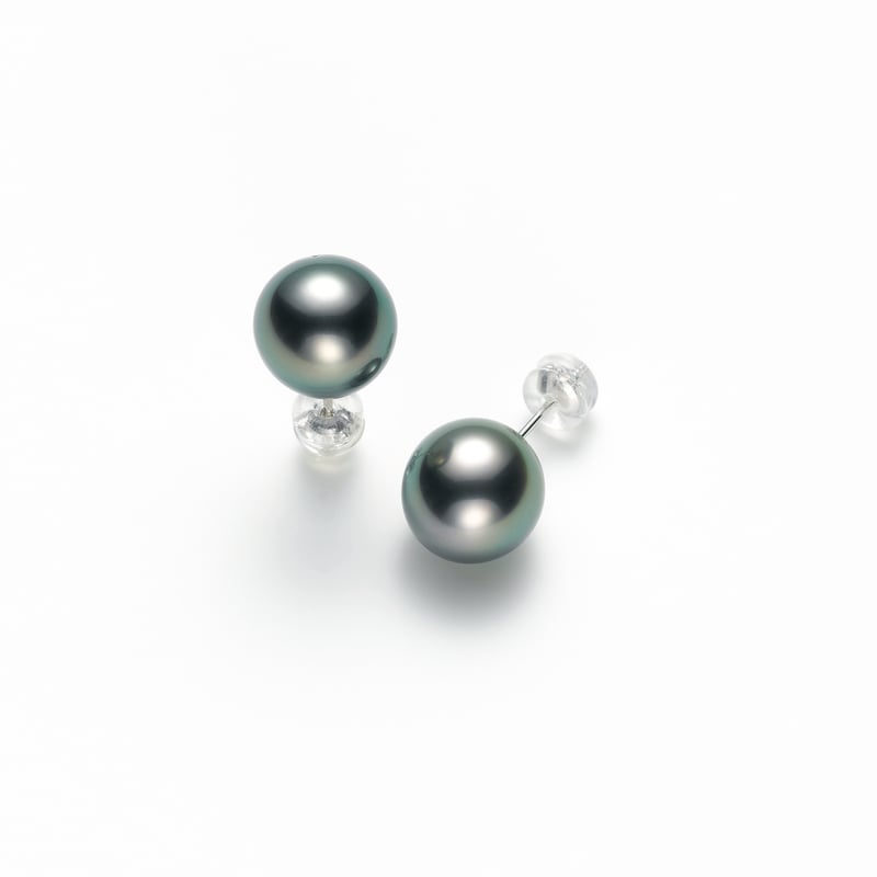 No.67 PT黒蝶真珠ピアス 8.0㎜ | Beプラス No.67 PT黒蝶真珠ピアス 8.0㎜ | Beプラス