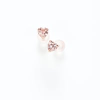 NO.132　K18PGモルガナイトピアス