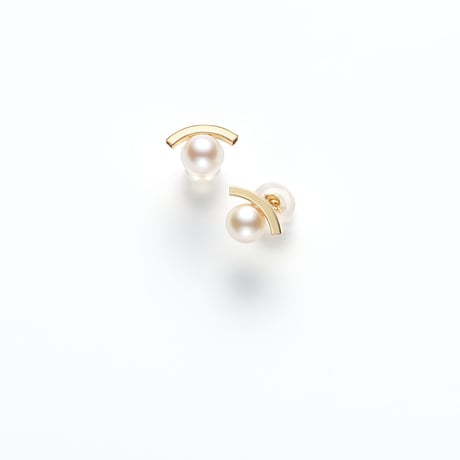 No.65　K18YGアコヤ真珠ピアス　5.5㎜