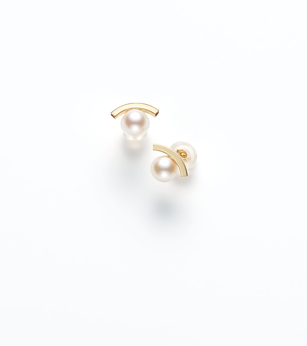 No.65 K18YGアコヤ真珠ピアス 5.5㎜ | Beプラス