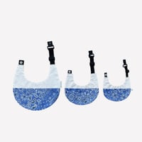 【ペイズリー BLUE】dog bib（M)