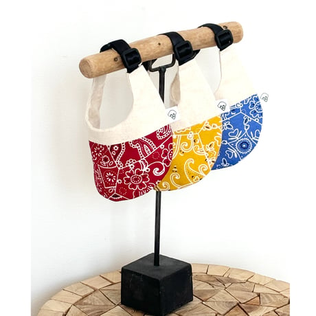 【ペイズリー RED】dog bib（M)
