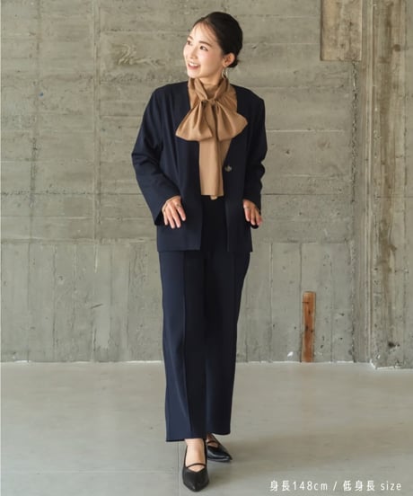 センタープレスストレートパンツ【ネイビー】
