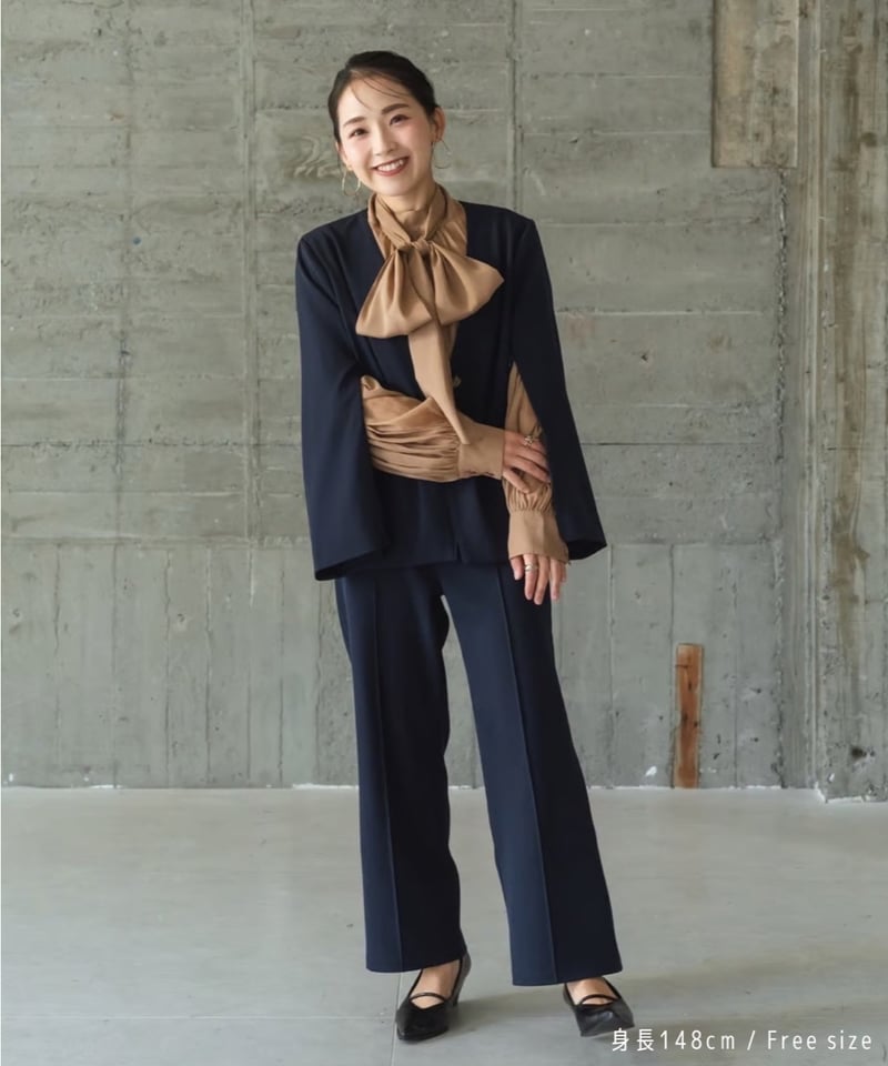 TO BE CHIC ネイビー ビーズ装飾 ノーカラージャケット サイズII TO BE CHIC ネイビー ビーズ装飾 ノーカラージャケット サイズII