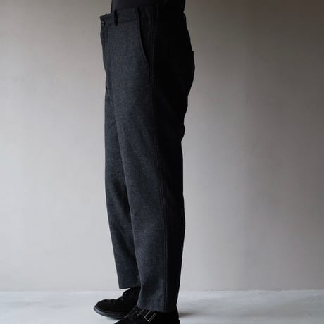 QUILP / 『SPALDING』 Easy Trouser　(CHARCOAL)