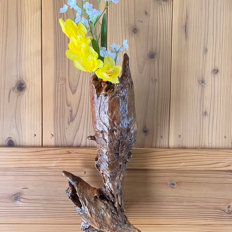 栂の節の花器3