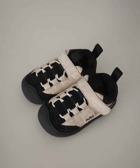 即納　NUBE Track Shoes