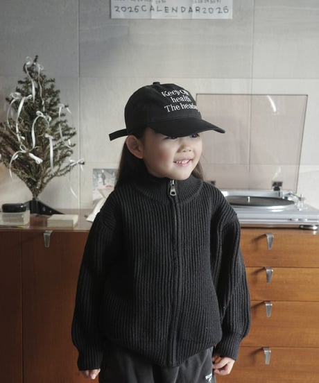 即納　zip-up cardigan