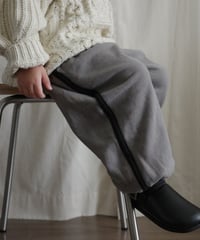 即納　line pants