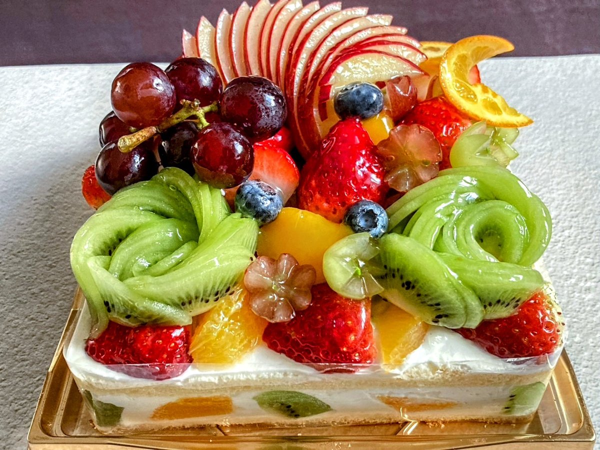 ★オーダー受付中★お誕生日セット★バースデー★ケーキ★ダイカット★クラフトパンチ オーダーメイド】バースデーケーキ/大阪市限定 | Se Reveiller