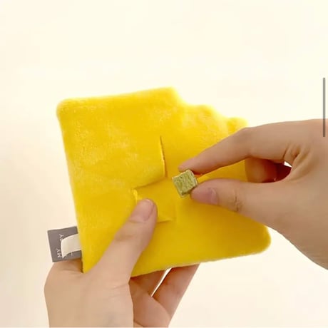 ノーズワークトイ　チーズ