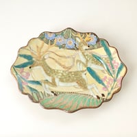 Oval plate L / The wind of the deer blow