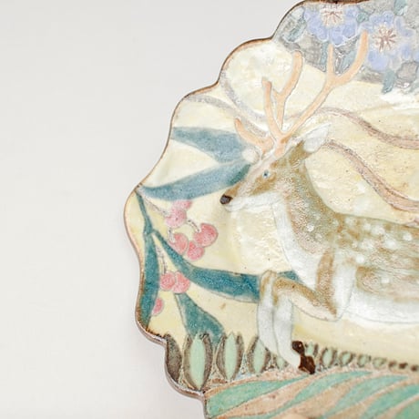 Oval plate L / The wind of the deer blow