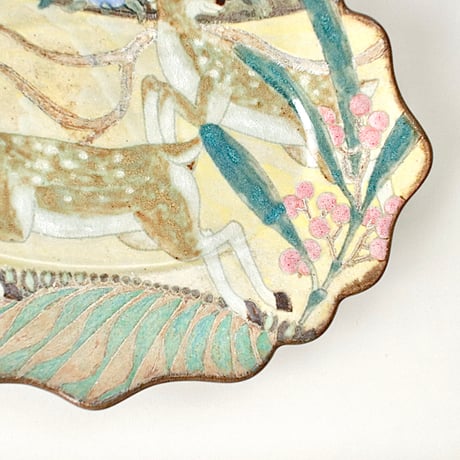 Oval plate L / The wind of the deer blow