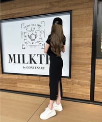 スリムフィットマキシ丈ワンピース