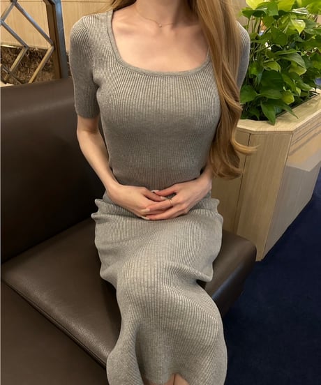 タイトスリットワンピ gray