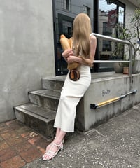 スリムフィットノースリーブマキシ丈ワンピース  white