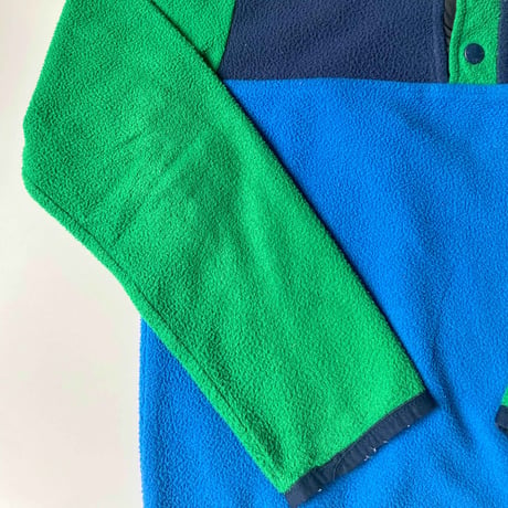 (110)THE NORTH FACE FLEECE JACKET