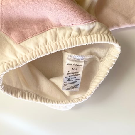 (90)CALVIN KLEIN HOODIE