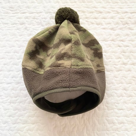 (toddler)OLD NAVY WINTER HAT & GLOVES CAMO