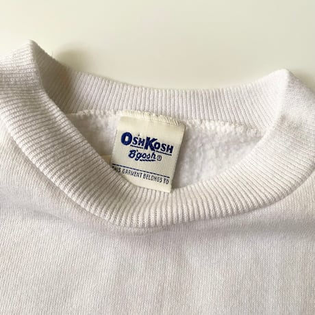 (120-130)90S OSHKOSH SWEATSHIRT
