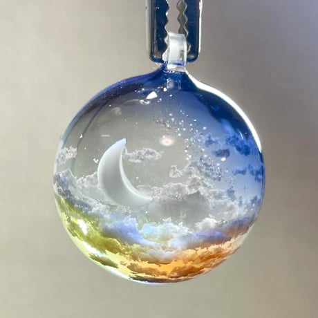 【受注制作】made-to-order空レジン-雲上の月(M size) ※半球