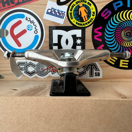 VENTURE TRUCK 5.2 HI