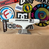 INDEPENDENT TRUCK