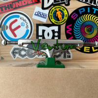 VENTURE TRUCK 5.2  LOW