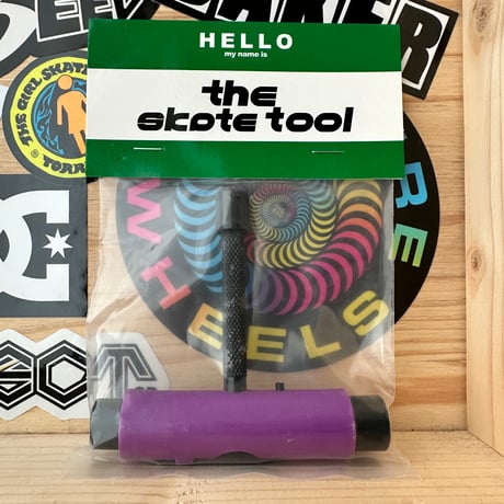 THE SKATE TOOL