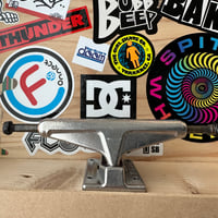 VENTURE TRUCK 5.2 LOW