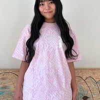 PRIMITIVE SCALES HW TEE PINK