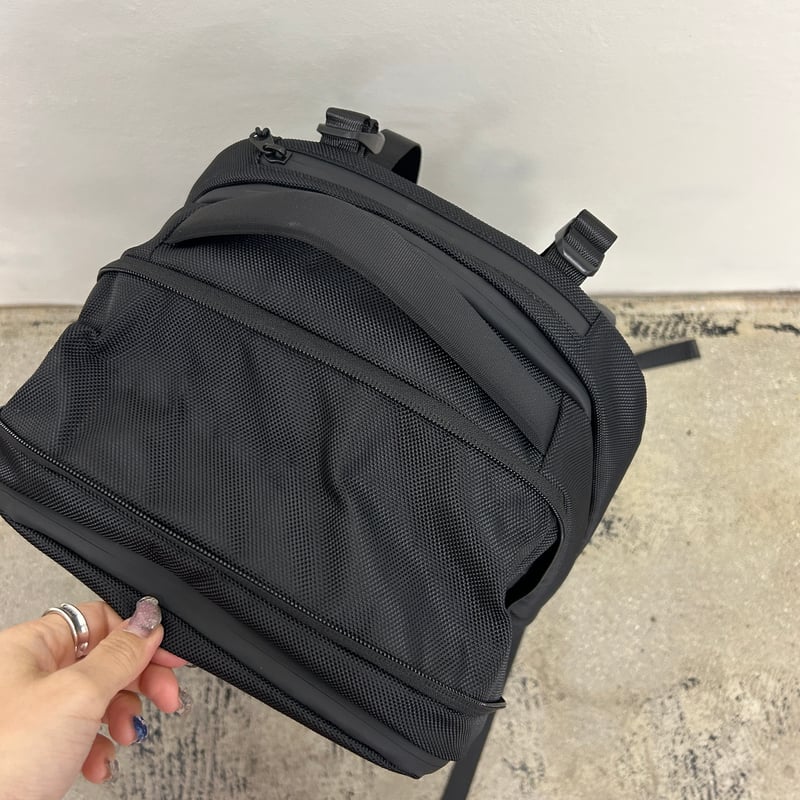 N24001) Transistor backpack | THE STANDard TOKYO N24001) Transistor backpack | THE STANDard TOKYO