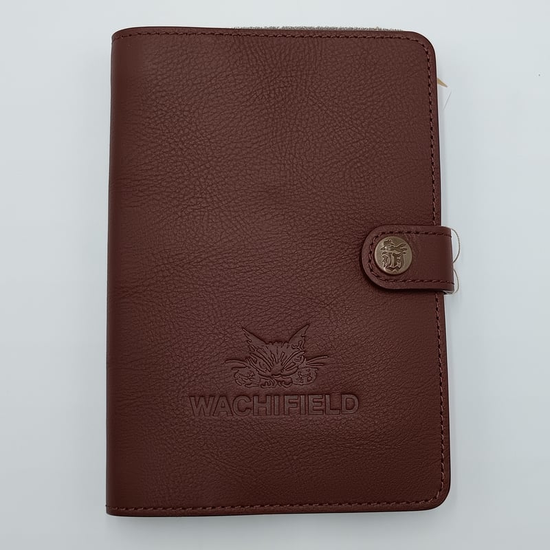 ダヤン レザー お薬手帳ケース チョコ | 秀和美術本店 わちふぃーるど