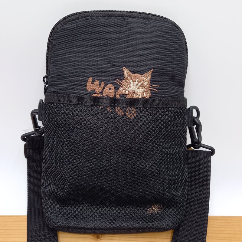 美品、ダヤン、DAYAN、わちふぃーるど、撥水、ショルダーバッグ、黒 保冷バニティショルダーDAYAN黒 | わちふぃーるど