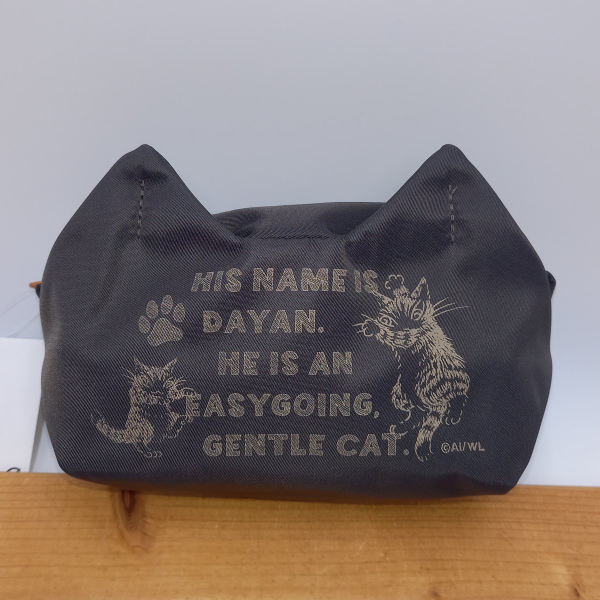 ダヤン 2WAY 猫ポーチ 黒 | 秀和美術本店 わちふぃーるど 取扱店