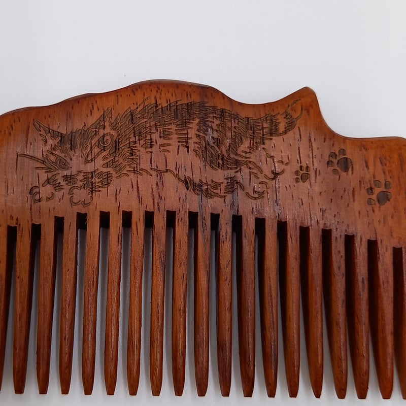 ダヤン 木製コーム とび猫 粗目 | 秀和美術本店 わちふぃーるど 取扱店