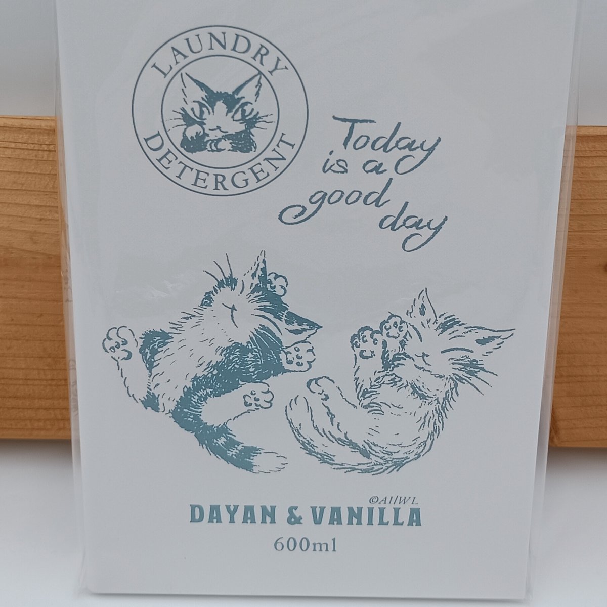 ダヤン ランドリーディスペンサー 遊び疲れた二人 | 秀和美術本店 わち