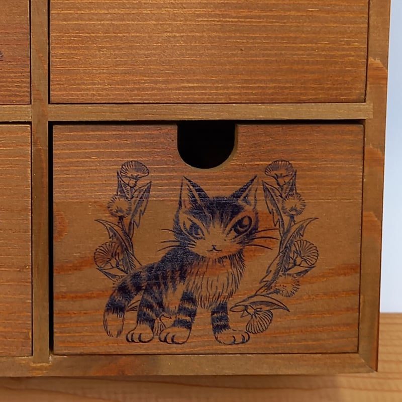 Dayan The Cat 木製小物入れ Dayan The Cat 木製小物入れ