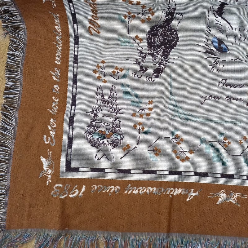 ダヤン ジャガード織り マルチカバー バディ | 秀和美術本店 わちふぃ