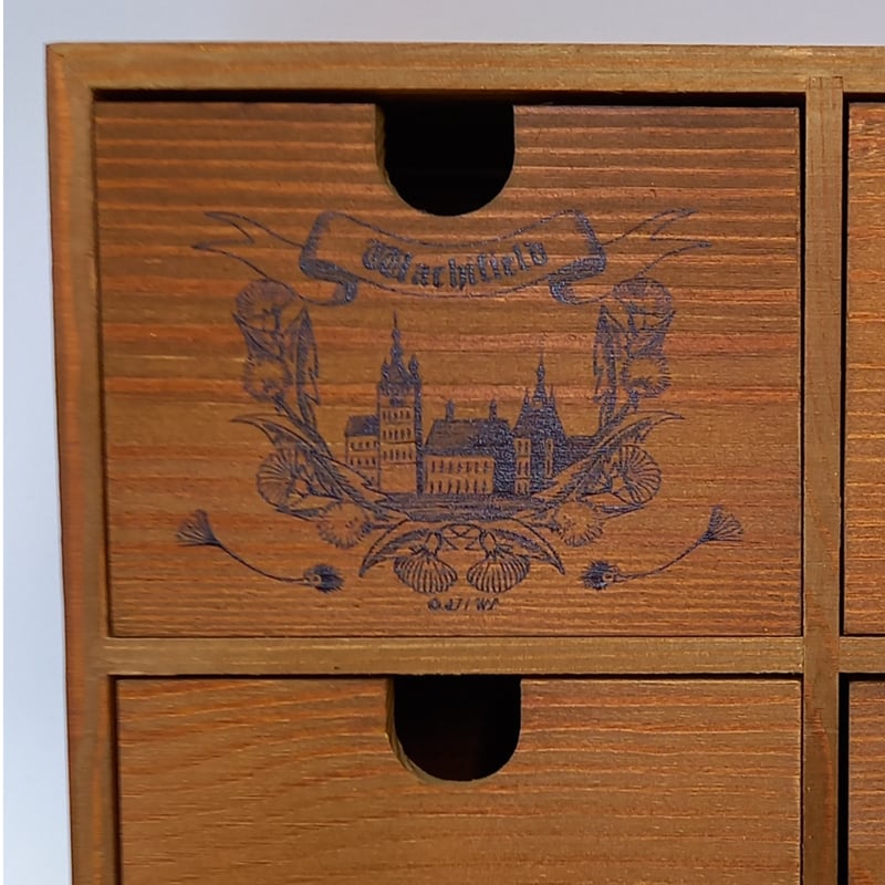 木製♦職人仕上げ彫刻テーブル♦発送不可♦仙台引き取りのみ ダヤン 木製 ミニ 引き出し シギショアラ | 秀和美術本店 わちふ